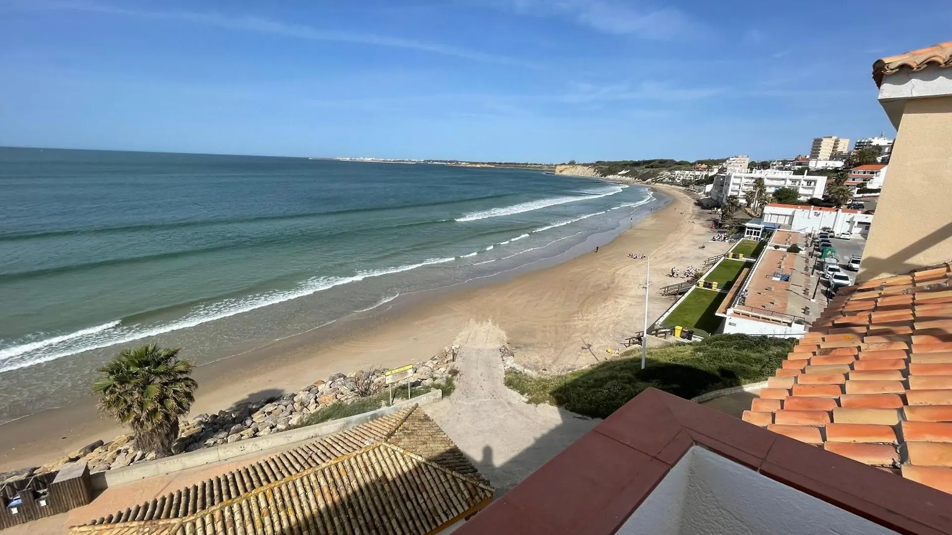 Primera Linea Playa El Manantial 엘푸에르토데산타마리아